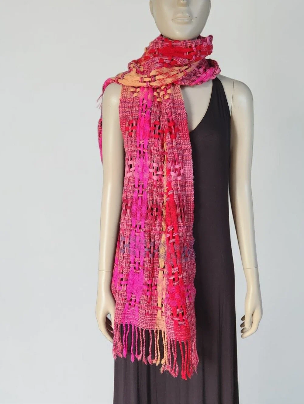 Suantrai Of Ireland Wool Vibrant Loose Weave Scarf Magenta Fuscia 78x14 Inch